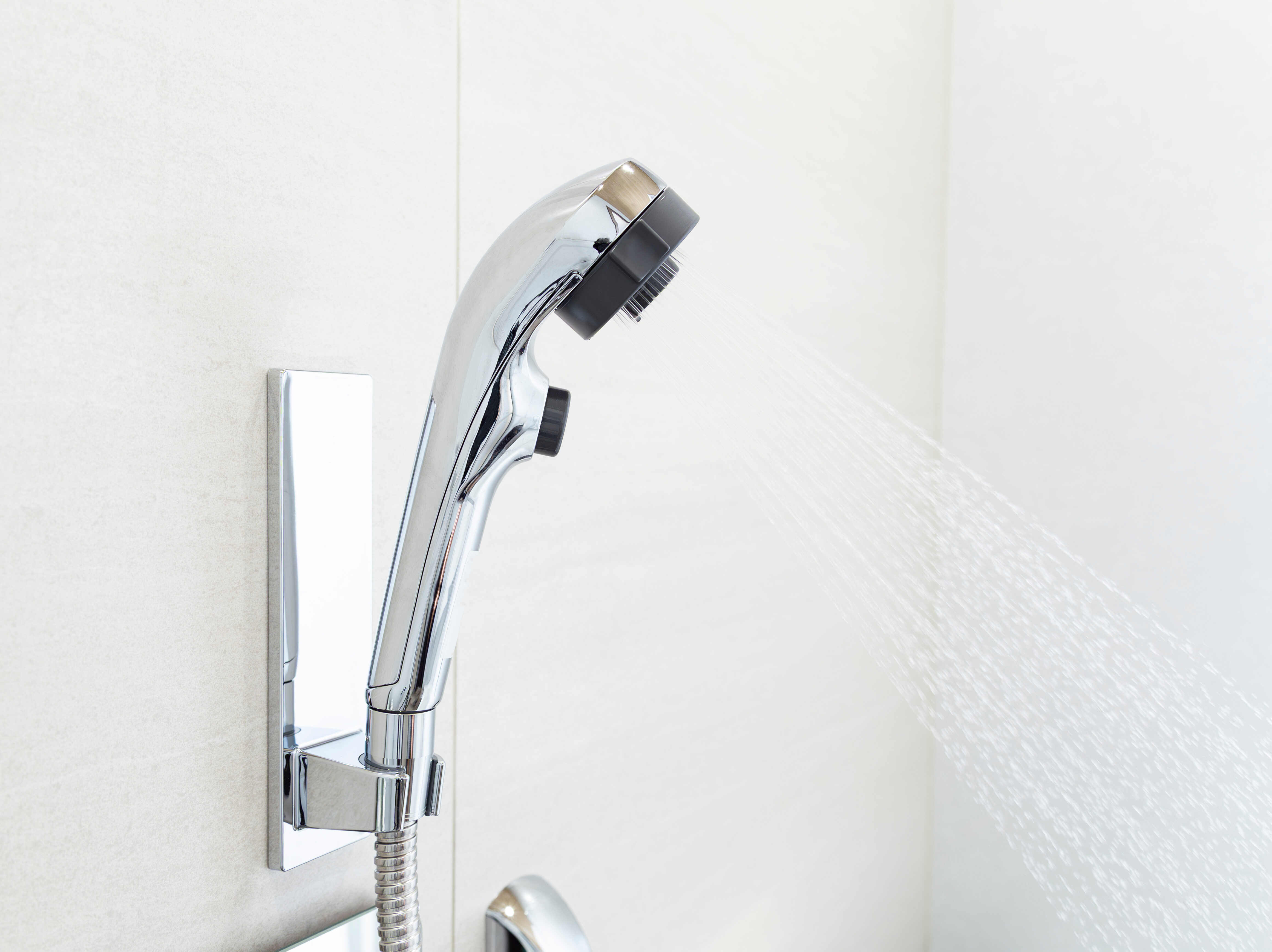 浴室と浴槽。新築のお風呂。